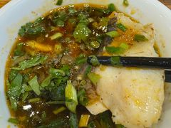 -乡土特色.冷锅鱼.牦牛肉汤锅