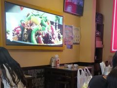 -富正毅三下锅·湘西韵味(天门山索道店)