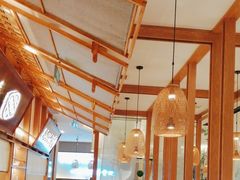 -三人行骨头王火锅(长寿店)