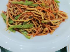 -津鲁园饭店