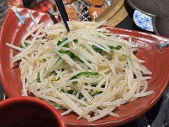 -山川小町·极番烧肉(新地假日广场店)