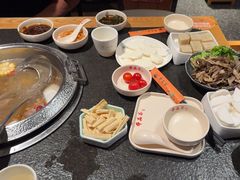 -牛品荟牛肉火锅(新城广场店)