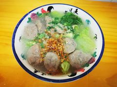 牛肉饼汤-明姨仔潮汕美食·碳炉猪脚·汕尾牛腩饭·起片鸡煲(起义路店)