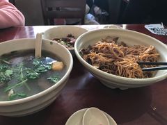 -佬钱湾仔(衣裳街店)