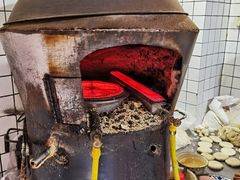 -三兄弟高炉烧饼