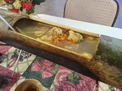 -刘姐啤酒鱼民族演艺餐厅(西街总店)