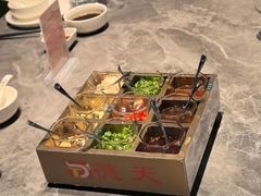 -德天肥牛海鲜火锅(城西银泰店)
