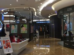 -王府井百货熙地港店