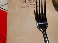 餐具摆设-华阳时光吧餐厅(华阳广场国际大饭店)