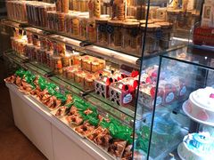 面包甜点陈列柜-金凤成祥(为公桥店)