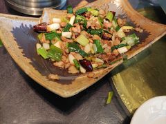 宣威小炒肉-宣威山野人家·云南菜·菌火锅(金碧店)