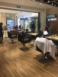 -Mentor Hair Salon