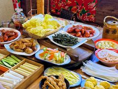 -晨皓祥人民公社铁锅炖菜(西华苑店)