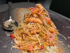黑松露捞起三文鱼-小炳胜(卓悦中心店)