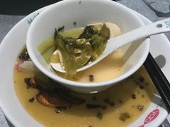 -姚姚酸菜鱼·金戈戈香港豉油鸡(喜荟城联名店)