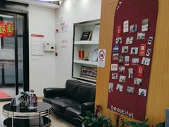 -雅悦齿科(顾村公园店)
