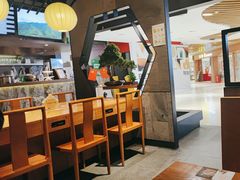 -呷哺呷哺(普陀乐购真北店)