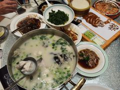 -松沪名灶·豆浆鱼头·新上海菜(飞航吾悦广场店)