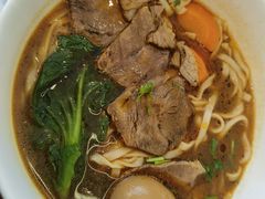 -康师傅私房牛肉面(马泉营奥莱店)