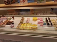 -好利来(新宜白店)