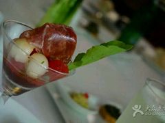 -La Villa French Restaurant