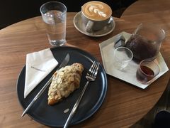 -LIN COFFEE CO(龙珠达店)