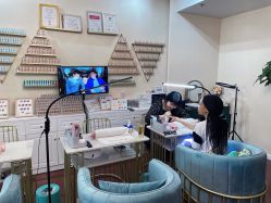 -HUII NAIL绘京美甲美睫会馆