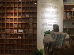 -猫的天空之城概念书店(印象城购物中心店)