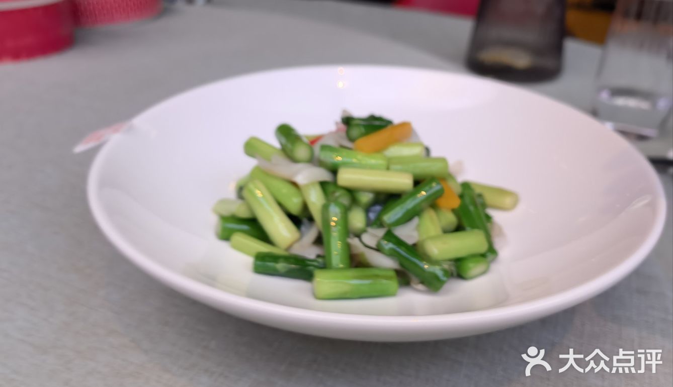 距离家非常近，正好五一聚餐选择这里真是太好了！