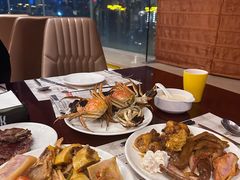-荣誉国际酒店-云顶旋转餐厅