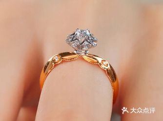我的30分钻戒一样戴出半克拉效果