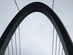 -南京眼步行桥