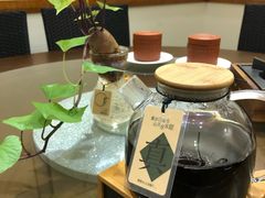 山泉水煲普洱茶-十二舍·湯物素煮(江泰潤政店)