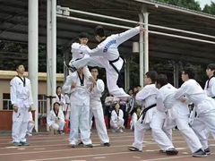 -威蒂斯国际健身游泳会所(东莞庄路店)