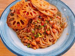 全频道拌粉-万方圆拌粉瓦罐汤(滕王阁旗舰店)
