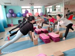 -爱尔乐美孕产瑜伽·普拉提