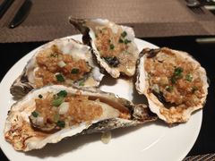 -大中华希尔顿酒店-念自助餐·嗨啤·小龙虾