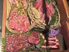 -山川小町·极番烧肉(新地假日广场店)