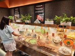 -一绪に和牛寿喜烧(罗湖益田假日店)