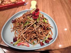 -有红鸡毛店·川菜(建设路店)