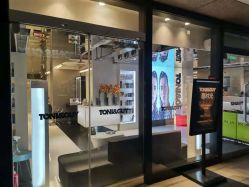 -TONI&GUY