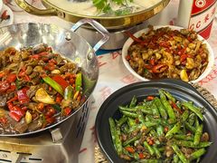 -堂瓦里·33年传统赣菜(第一街区店)