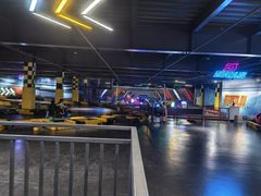 -极限PLAY运动娱乐新世界·团建派对表演休闲馆·室内高空游乐园