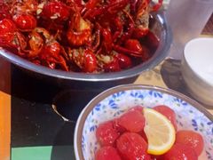 -琥珀老六龙虾(四里河店)
