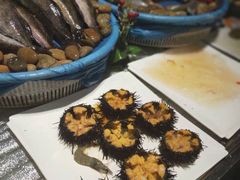 海胆虾仁豆腐汤-船歌鱼水饺(高新园区店)