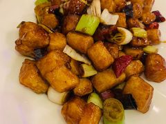 -鼎记酒楼(雁南一路店)