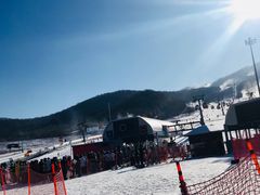 -中旅松花湖滑雪场