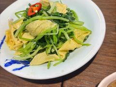 -玖鲜小笼(中山广场店)