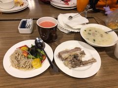 -黄河美华酒店(兰州高铁西站七里河黄河大桥店)