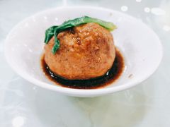 红烧狮子头-扬州菜在上海(场北广场店)